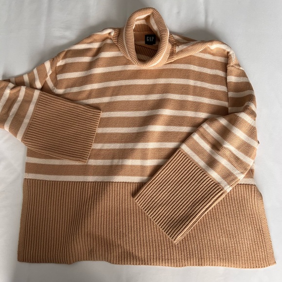 Turtleneck Sweater - Picture 3 of 8